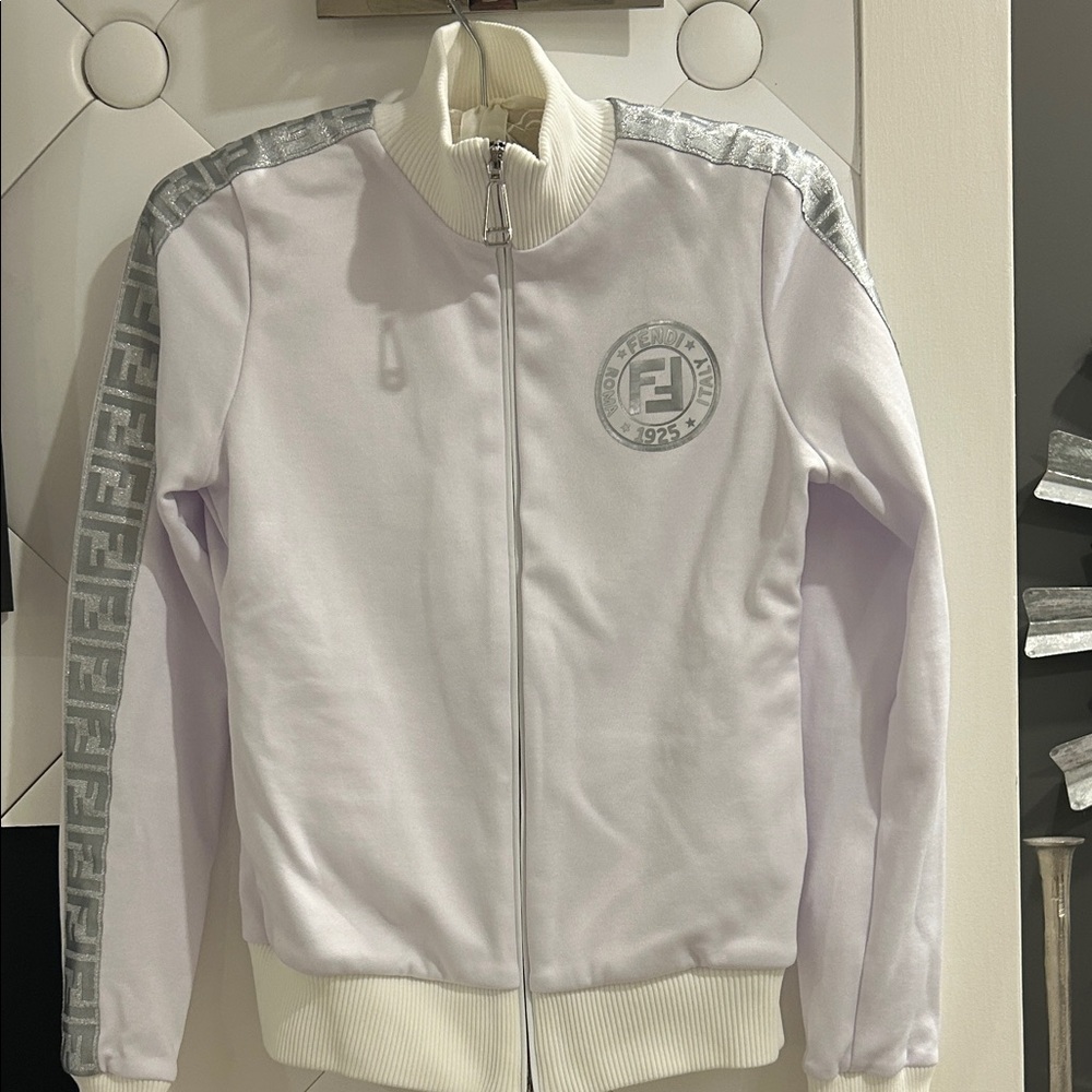 Fendi White and Gray Logo Detail